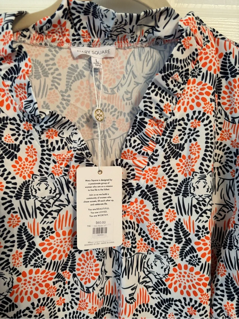 Mary Square lightweight floral